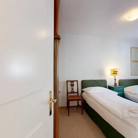 Apartment Plattas 9 St. Moritz