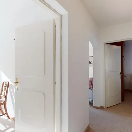 Plattas 9 Apartment *